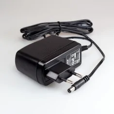 Fonte de alimentação 12v-2A para carregador Powerex MH-C9000PRO