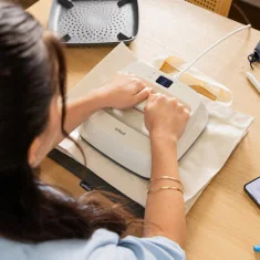 Cricut EasyPress SE 22,5 x 22,5 cm con tapete – prensa térmica portátil
